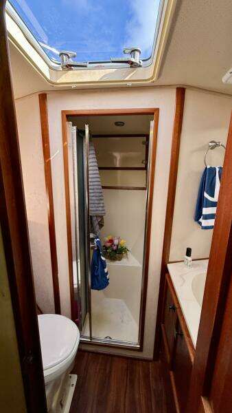 MOONLIGHT MIST 50ft Chris Craft Yacht For Sale