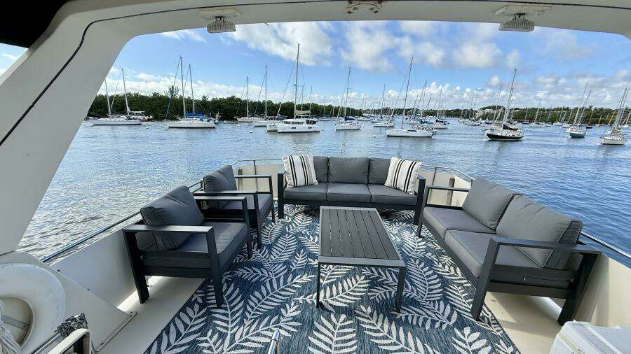 MOONLIGHT MIST 50ft Chris Craft Yacht For Sale