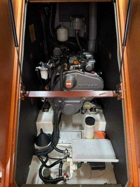 Nautigator 45ft Beneteau Yacht For Sale