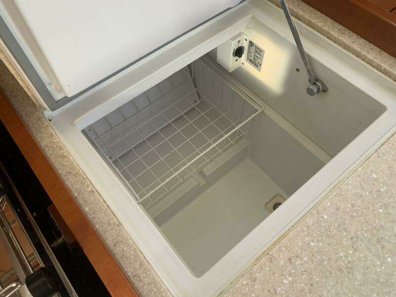 Nautigator 45ft Beneteau Yacht For Sale