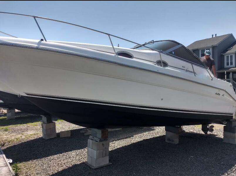 27' 1996 Sea Ray 270 Sundancer