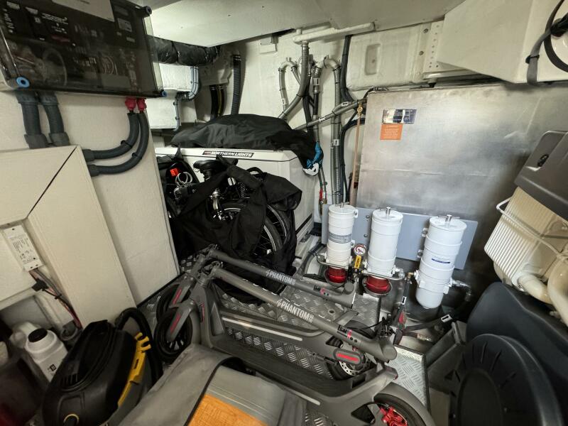 58' 2022 Sirena 58 Fly