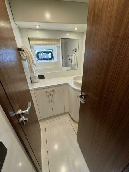 58' 2022 Sirena 58 Fly