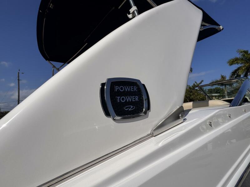 26' 2020 Regal 26 OBX