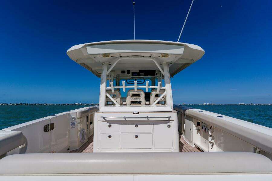 38ft Boston Whaler Yacht For Sale