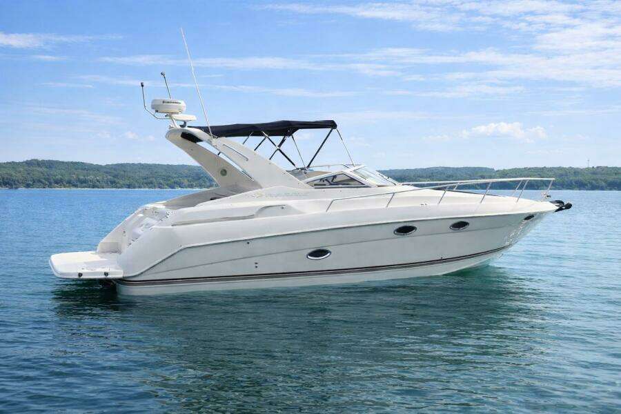 Floating Options 32ft Regal Yacht For Sale