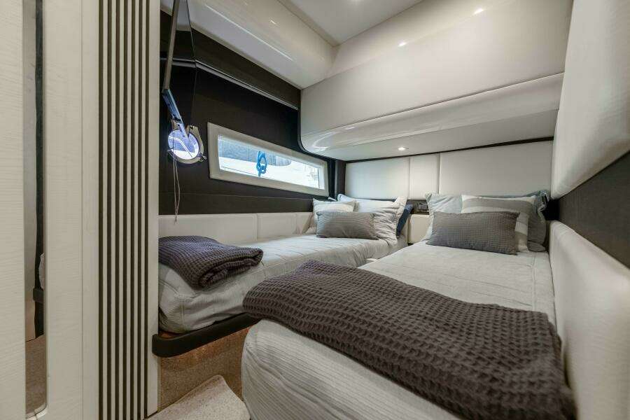 2015 Azimut 55S Lithium