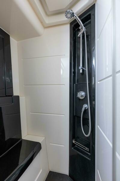 58' 2015 Azimut 55S Lithium