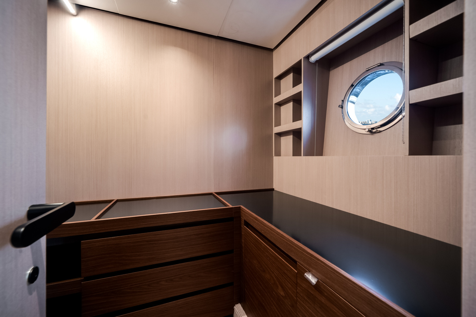80ft Azimut Yacht For Sale