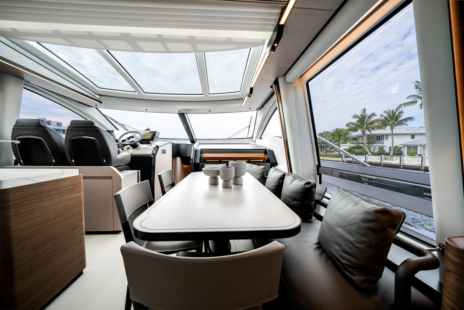 80ft Azimut Yacht For Sale