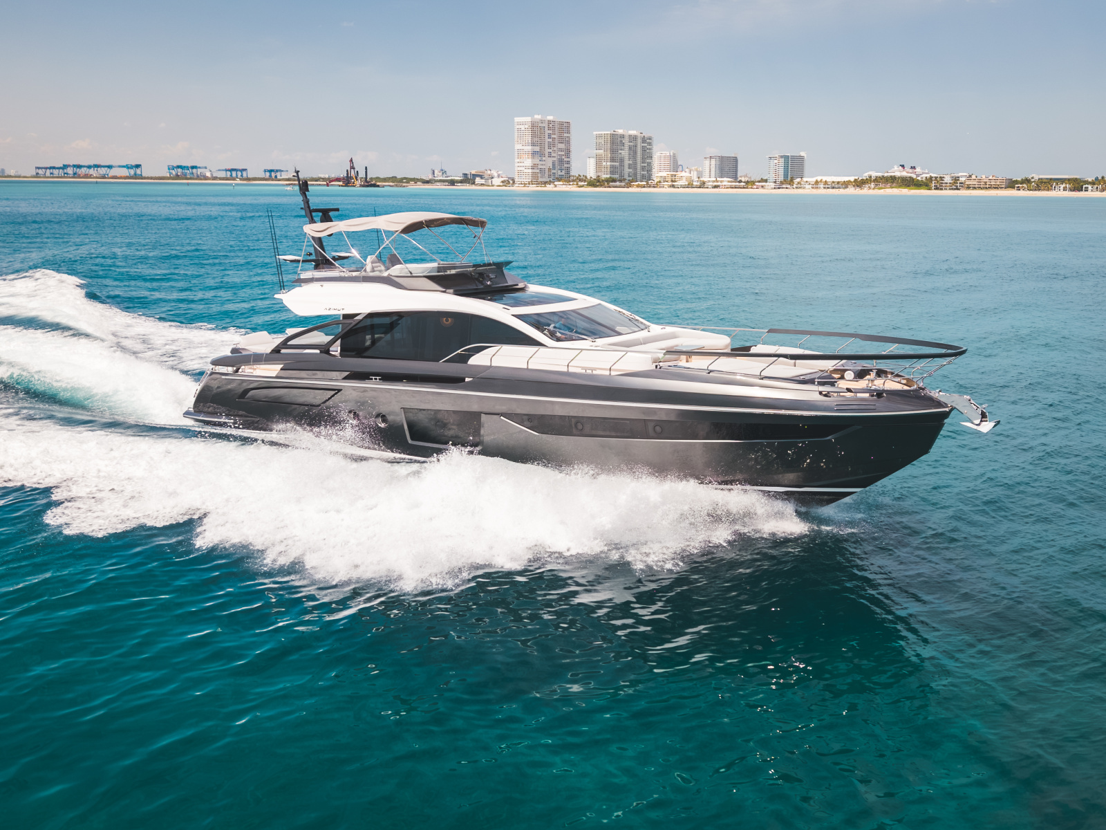 80ft Azimut Yacht For Sale