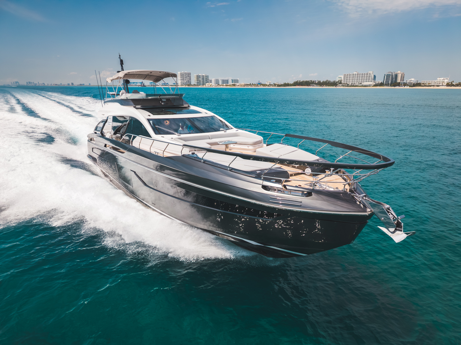 80ft Azimut Yacht For Sale