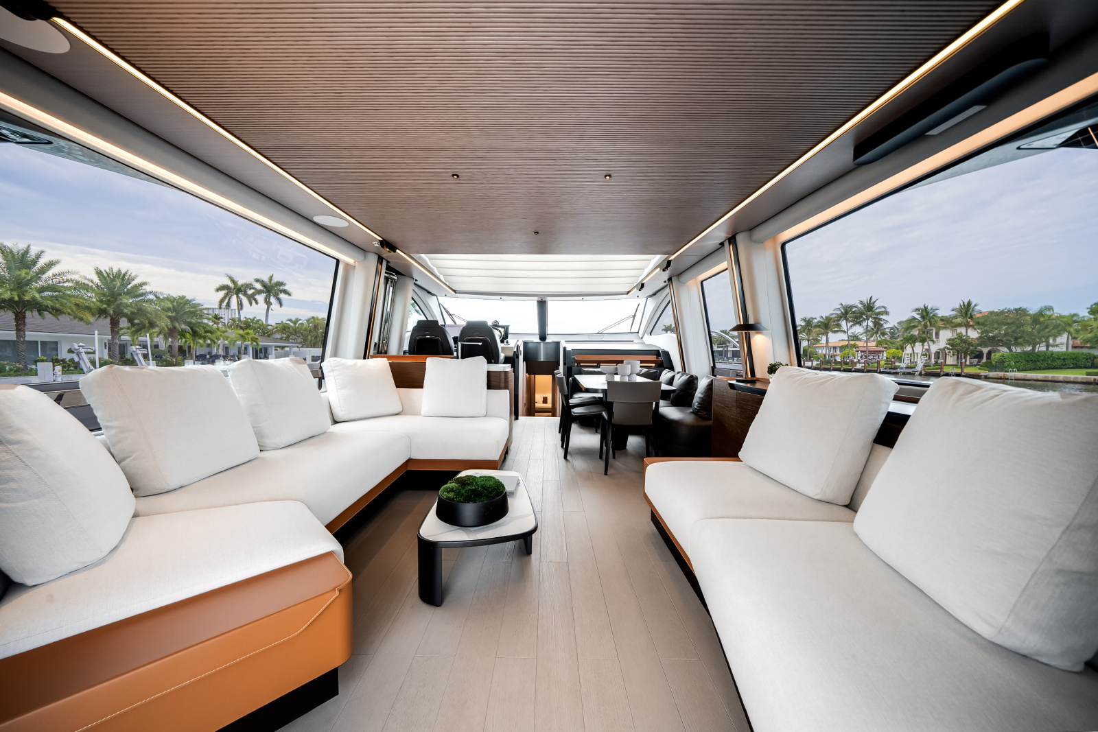 80ft Azimut Yacht For Sale