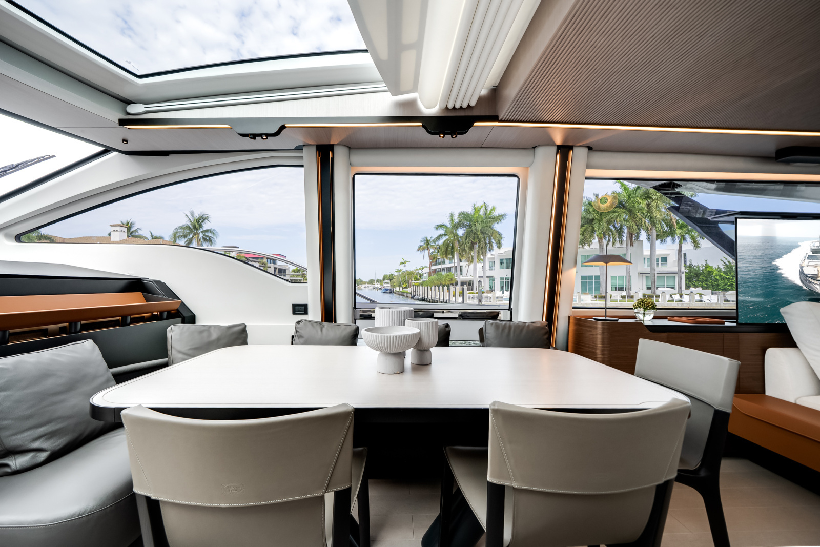80ft Azimut Yacht For Sale