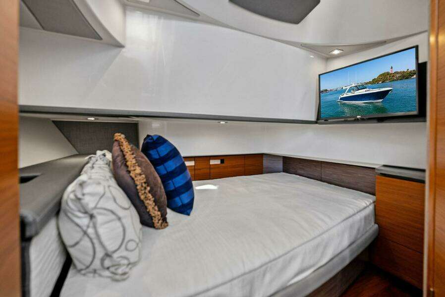 MISS MARIE 38ft Tiara Yachts Yacht For Sale