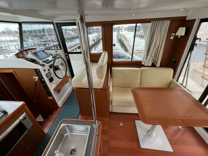 Irie Life 34ft Beneteau Yacht For Sale