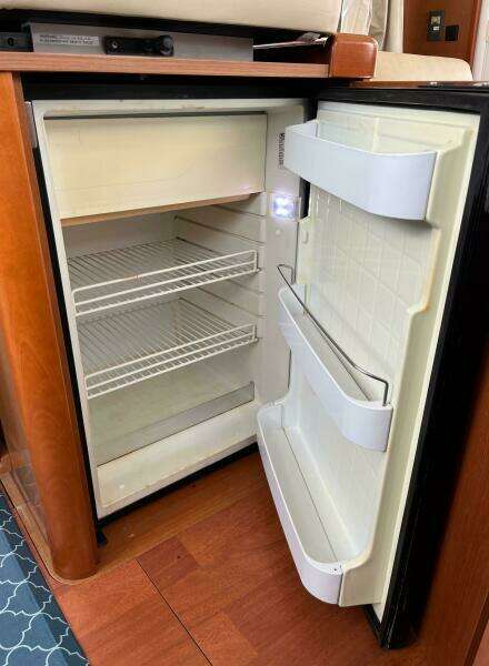 Irie Life 34ft Beneteau Yacht For Sale