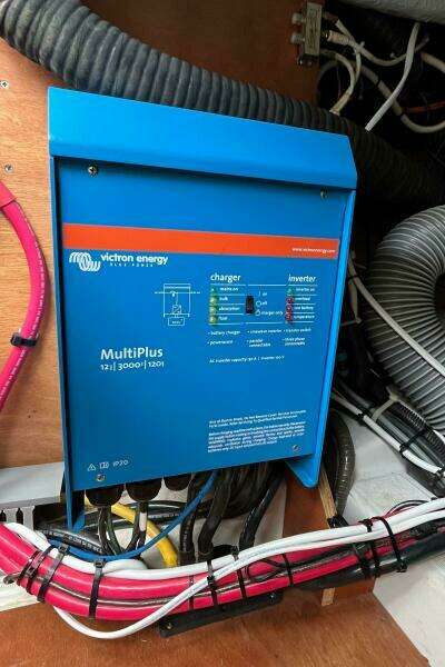 Irie Life 34ft Beneteau Yacht For Sale