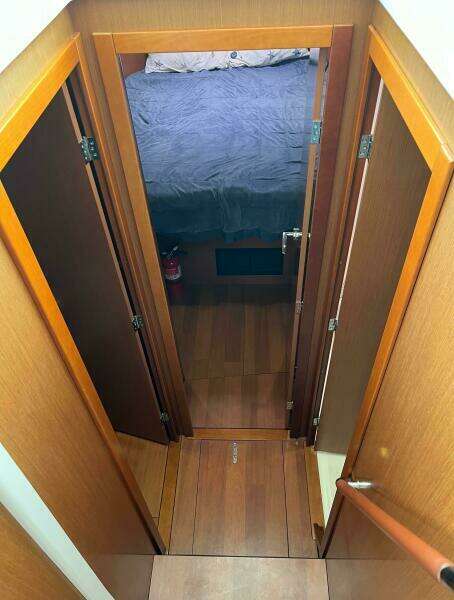 Irie Life 34ft Beneteau Yacht For Sale