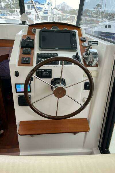 Irie Life 34ft Beneteau Yacht For Sale