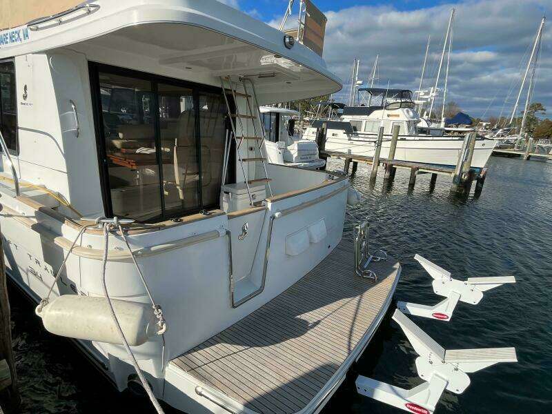 Irie Life 34ft Beneteau Yacht For Sale