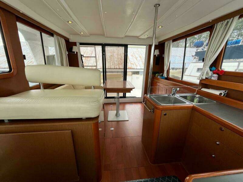 Irie Life 34ft Beneteau Yacht For Sale