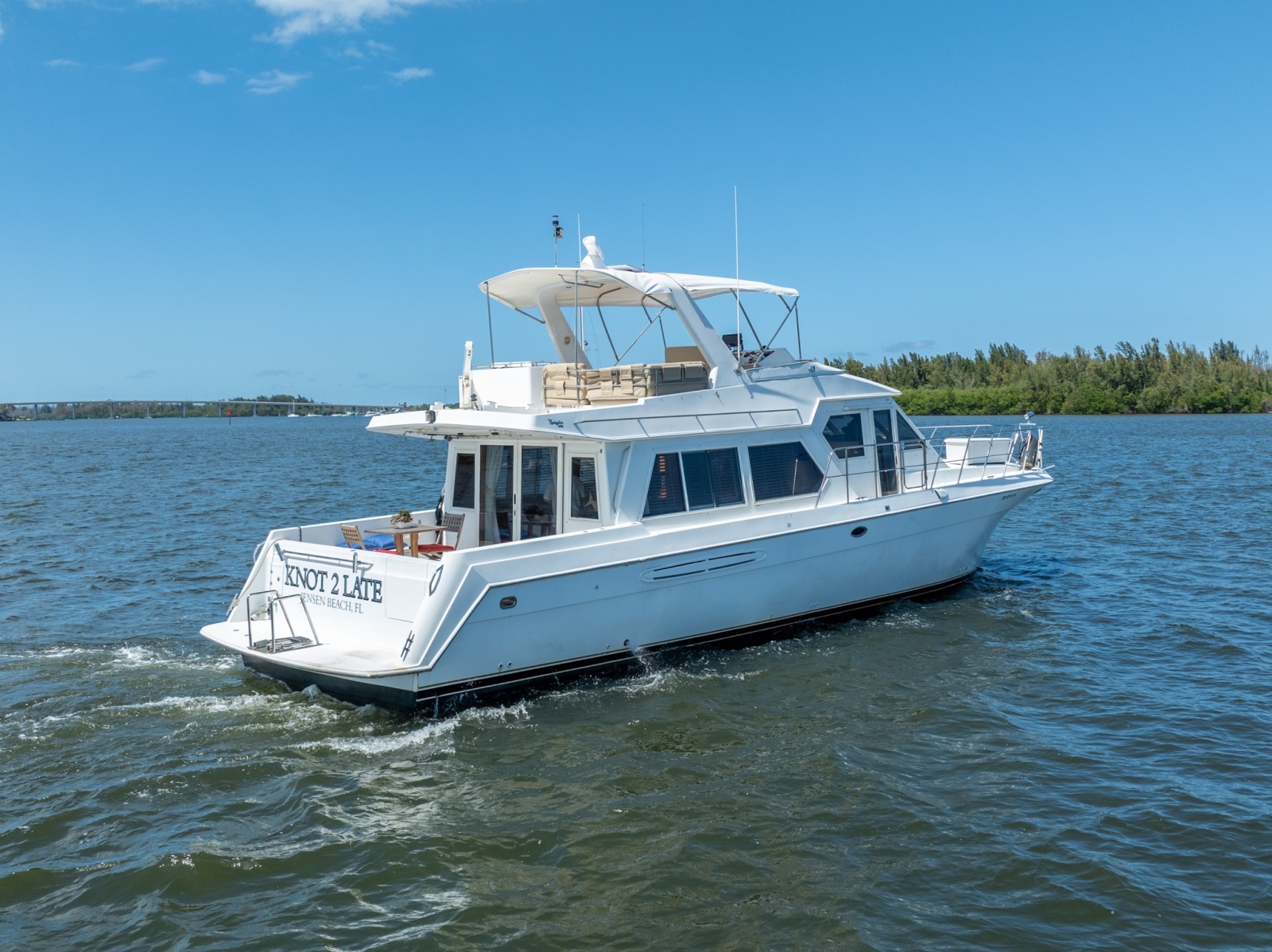 2003 Navigator 5700