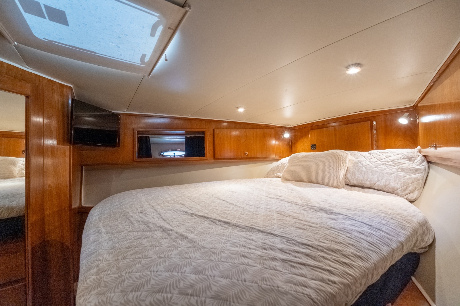 2003 Navigator 5700