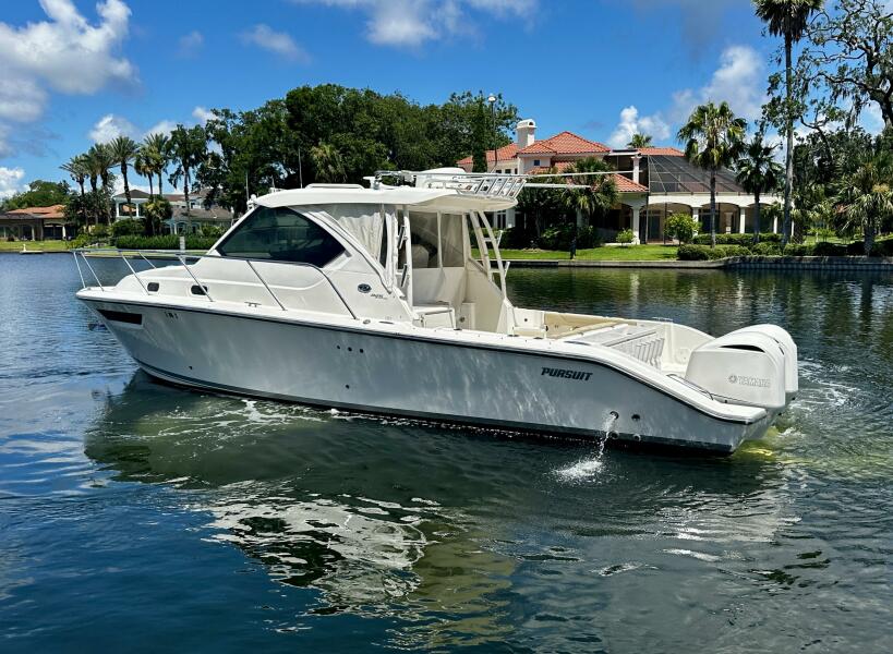 32' 2019 Pursuit 325 OS