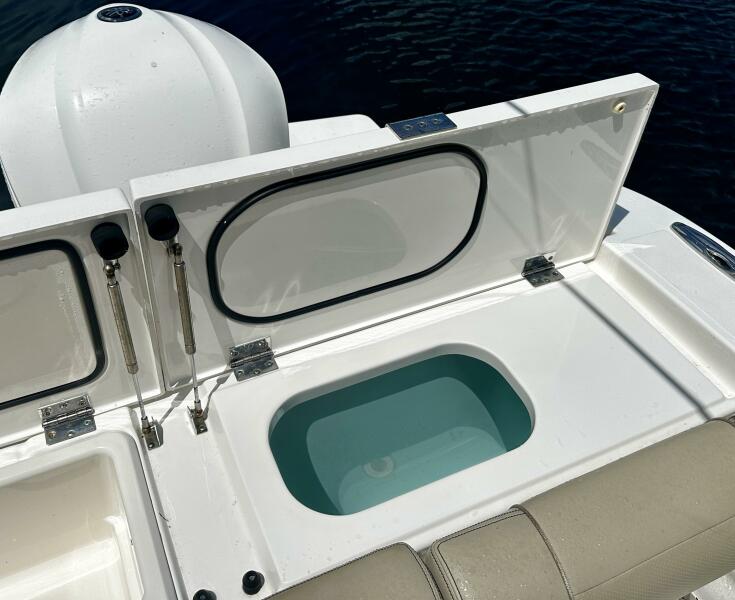 32' 2019 Pursuit 325 OS