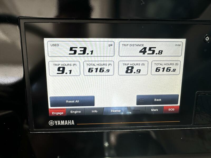 32' 2019 Pursuit 325 OS