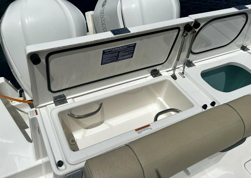 32' 2019 Pursuit 325 OS