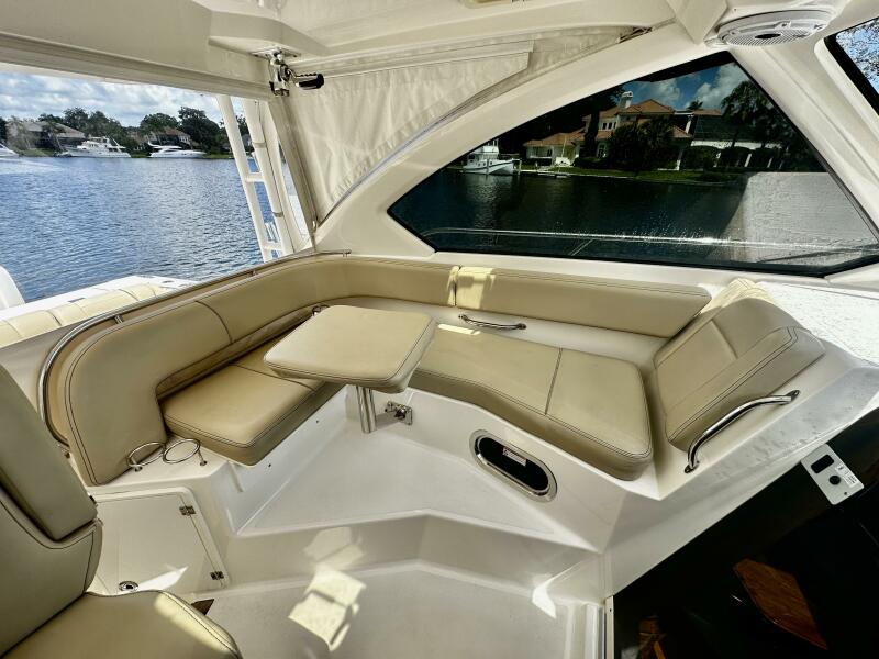 32' 2019 Pursuit 325 OS