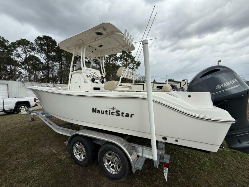 23' 2022 NauticStar 2302 Legacy