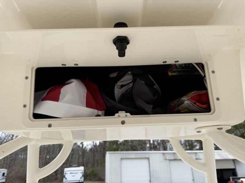 23' 2022 NauticStar 2302 Legacy