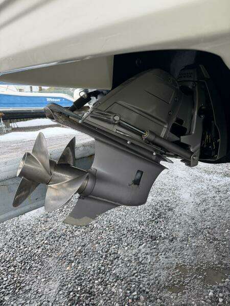 26ft Chaparral Yacht For Sale