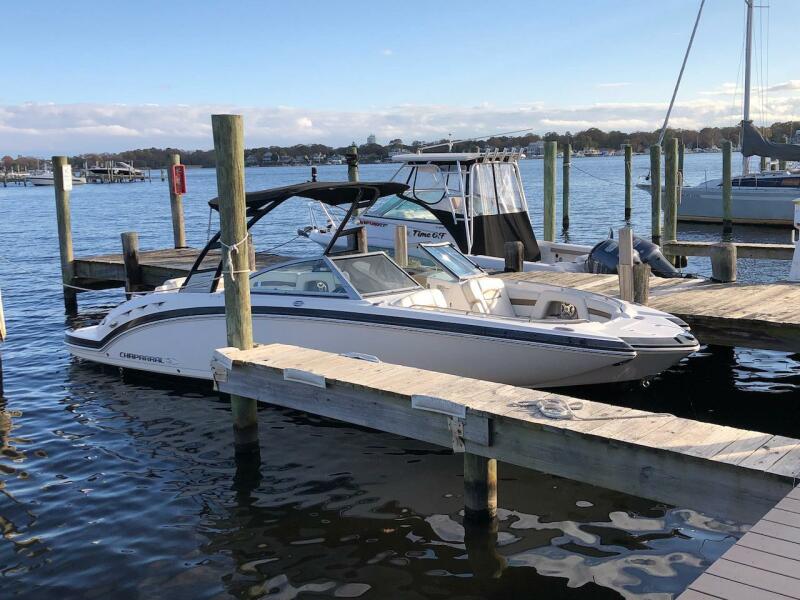 26' 2016 Chaparral 264 Sunsesta