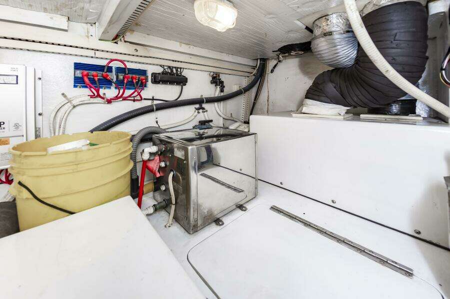 Carry On 40ft Custom Carolina Yacht For Sale