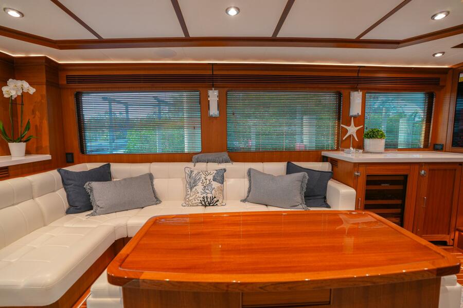 81' 2025 Marlow Explorer 70E-CB