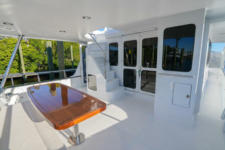 81' 2025 Marlow Explorer 70E-CB