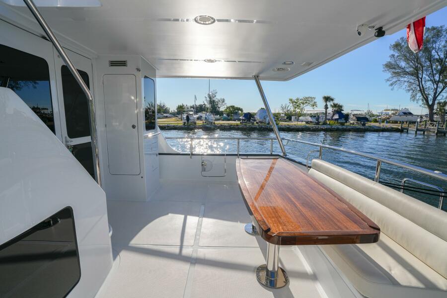 81' 2025 Marlow Explorer 70E-CB