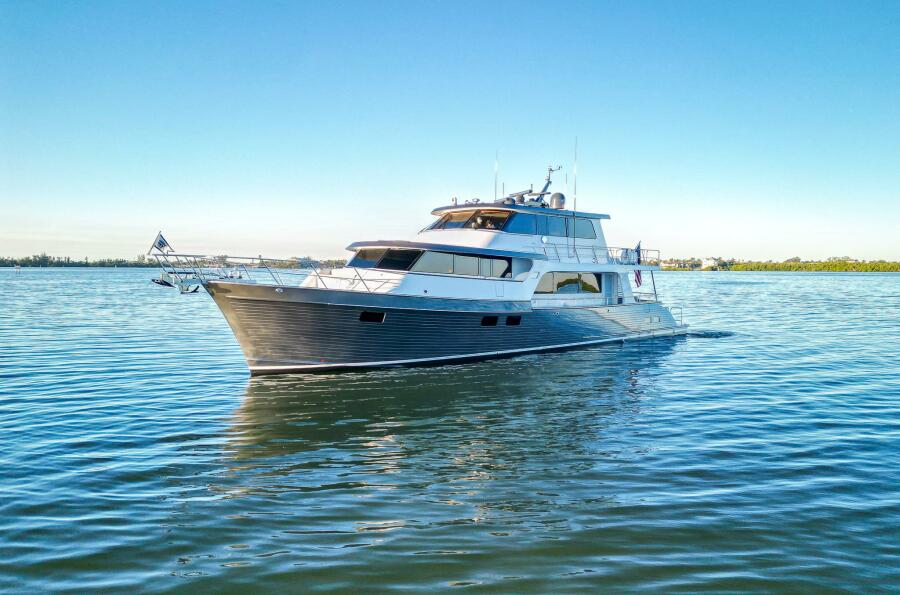 81' 2025 Marlow Explorer 70E-CB