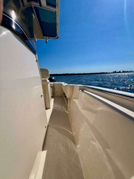 24ft Grady White Yacht For Sale
