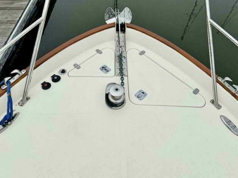 Linda Lou 36ft Legacy Yacht For Sale