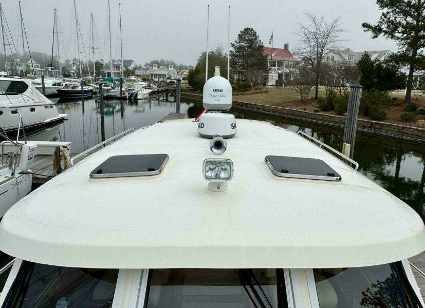 Linda Lou 36ft Legacy Yacht For Sale