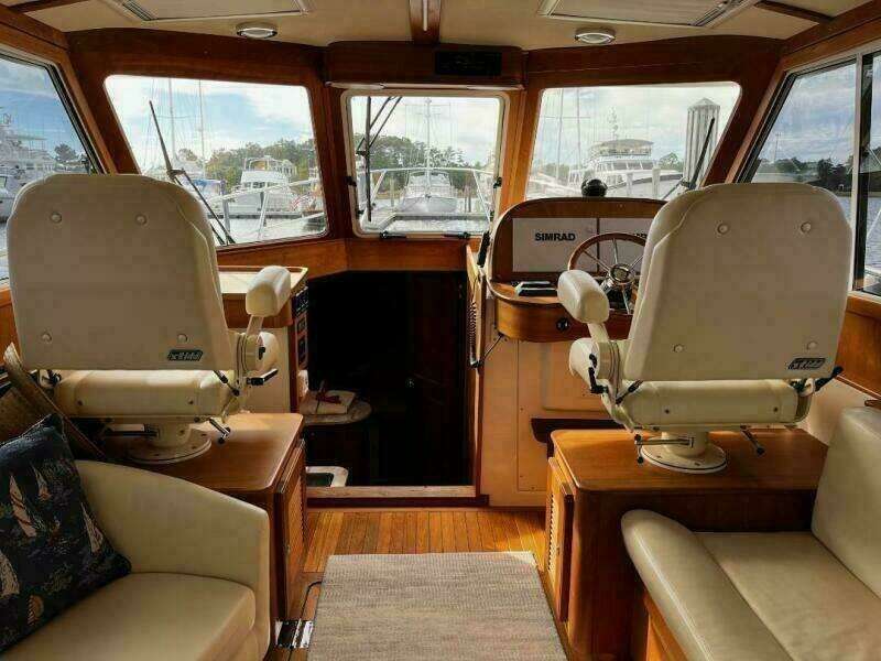 Linda Lou 36ft Legacy Yacht For Sale