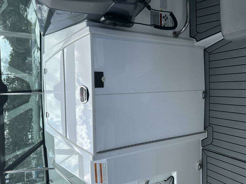 32ft Cruisers Yachts Yacht For Sale