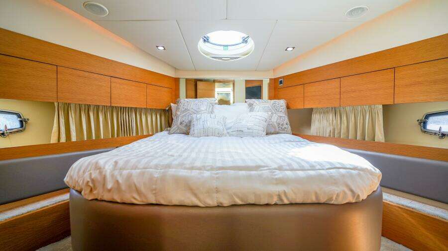 YA YA 49ft Fairline Yacht For Sale