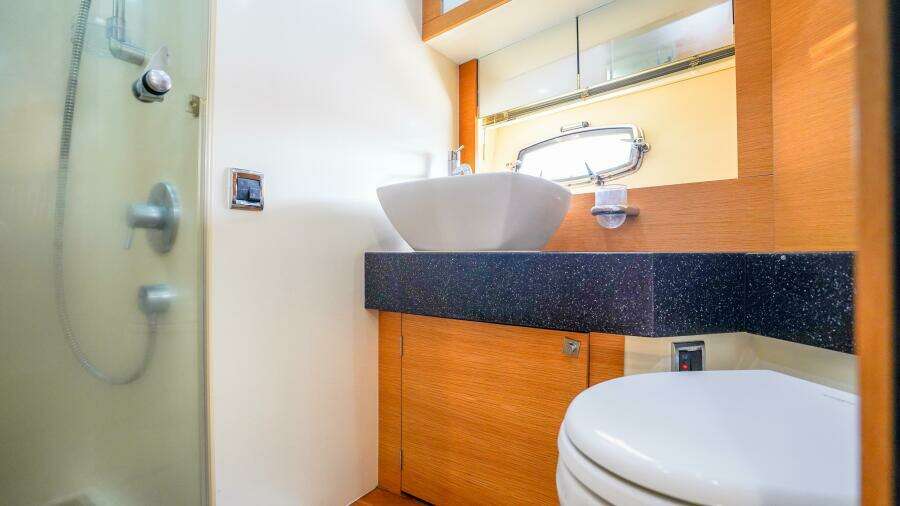 YA YA 49ft Fairline Yacht For Sale