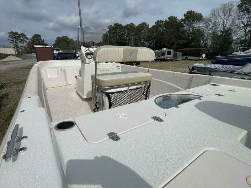 19ft Carolina Skiff Yacht For Sale